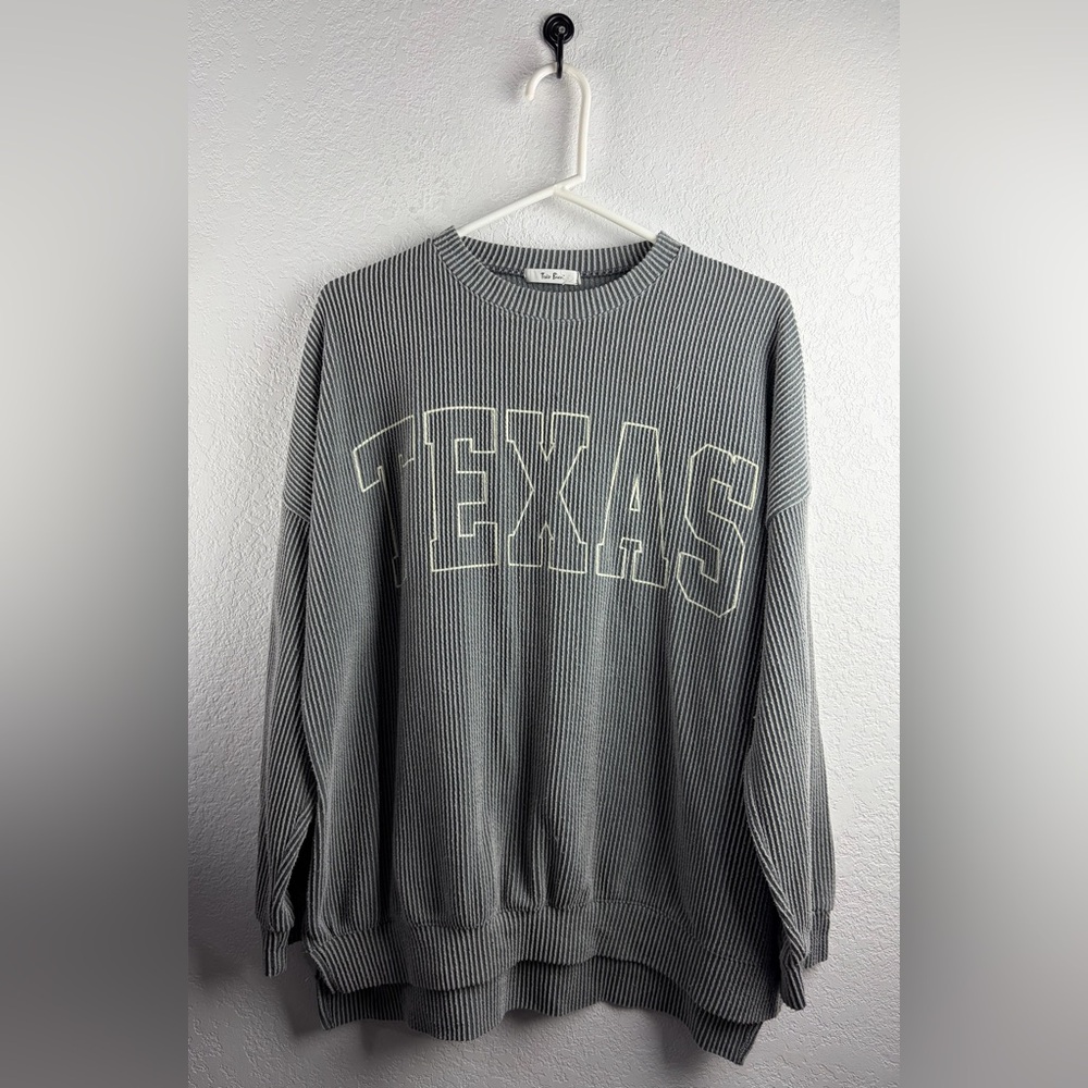 Très Bien Women’s Ribbed Knit Gray Sweater Size Large